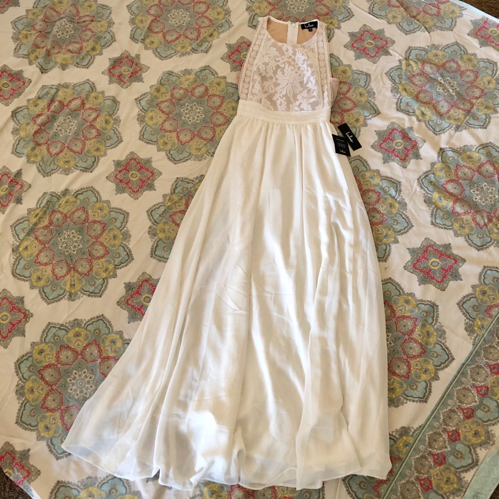 Lace Maxi dress